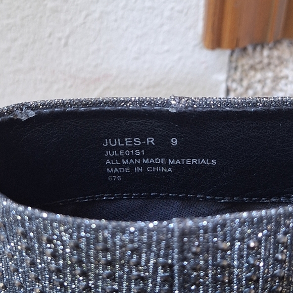 Steve Madden Jules Pewter Rhinestone Side Zip Pointed Toe Heeled Bootie Size 9 - Picture 5 of 8